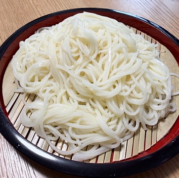 茹でた半田めん